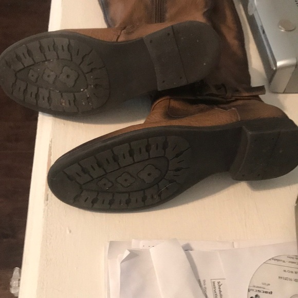 Boots - Picture 2 of 3